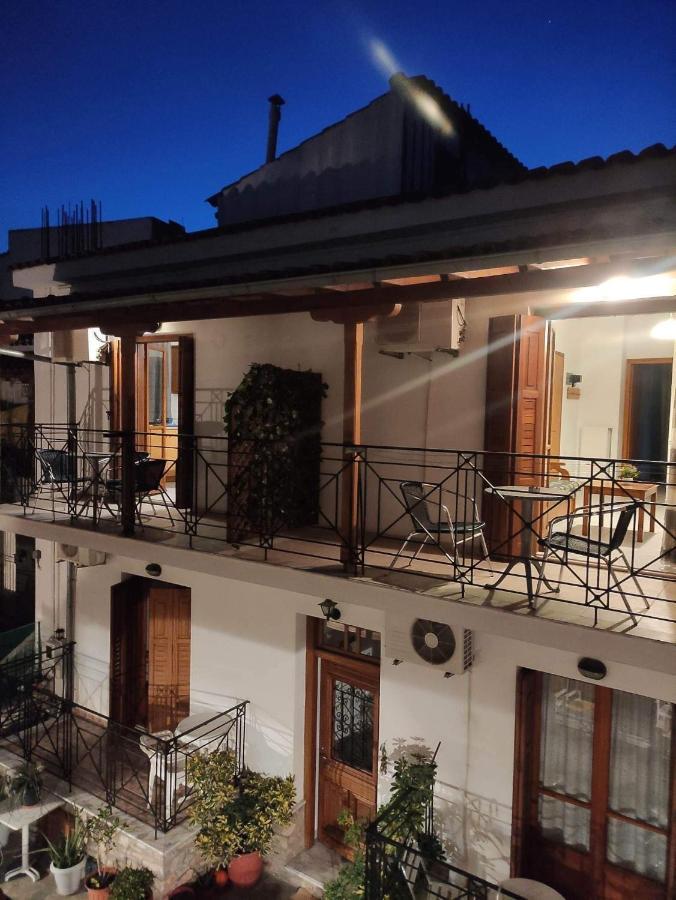 Mata'S House Apartment Skiathos Town Bagian luar foto