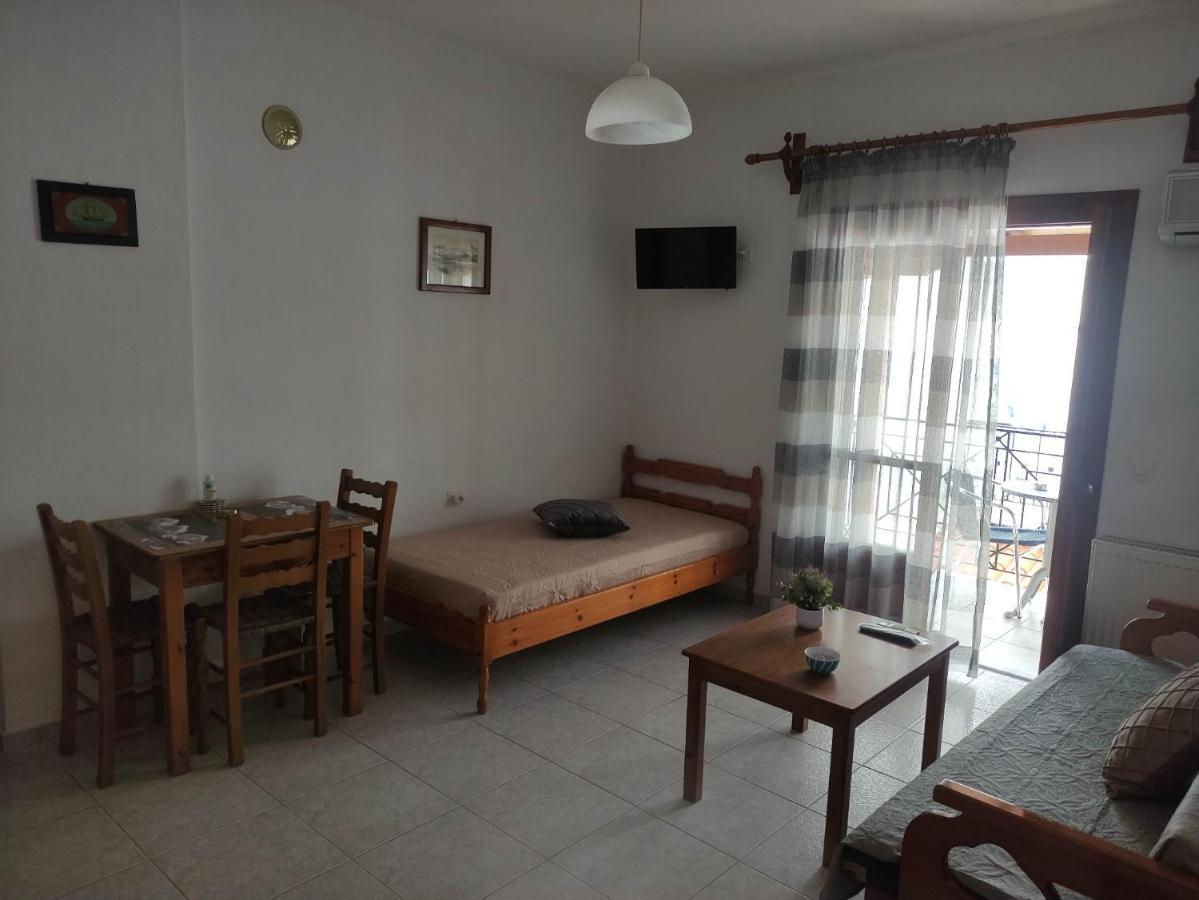 Mata'S House Apartment Skiathos Town Bagian luar foto