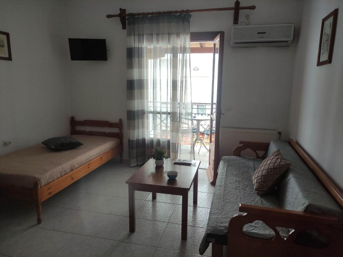 Mata'S House Apartment Skiathos Town Bagian luar foto